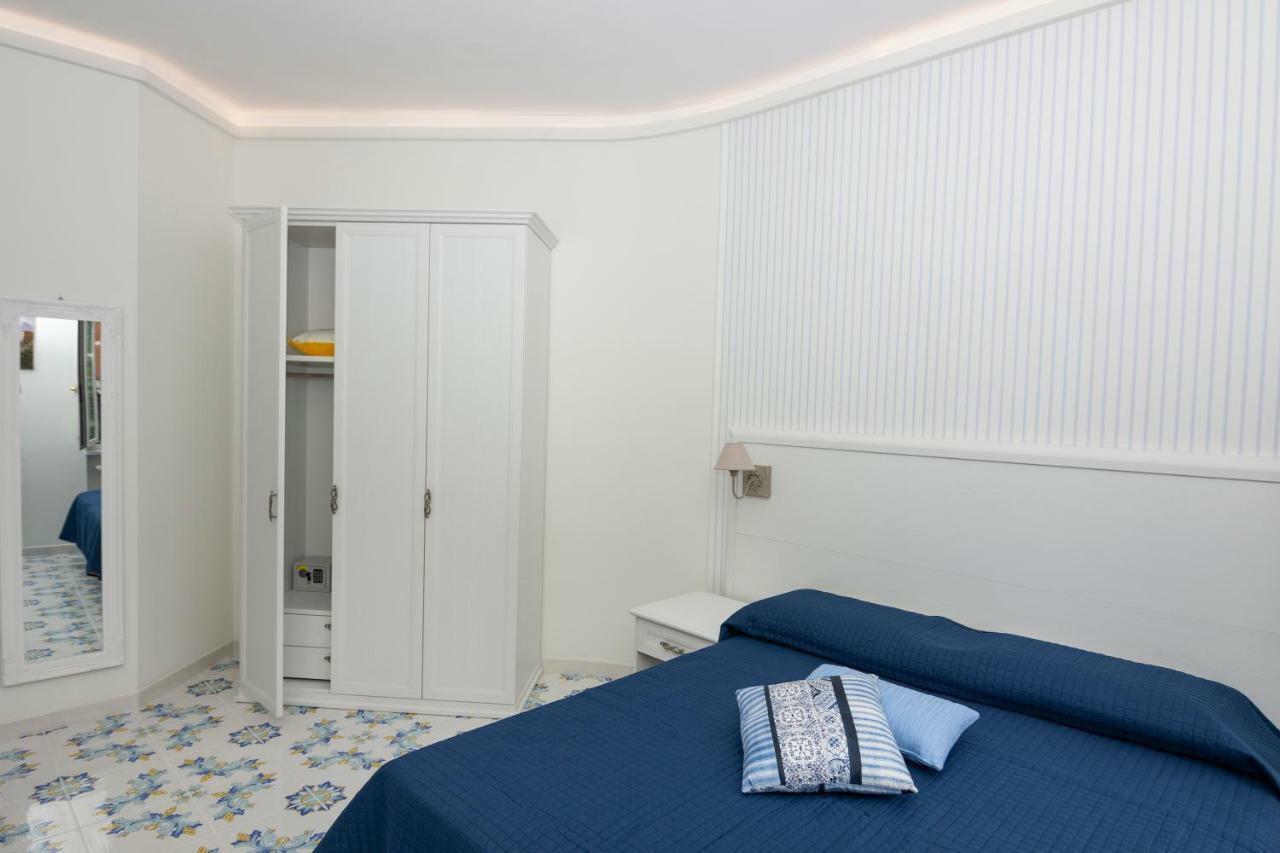 Ambra Sorrento Suites Short Rent Экстерьер фото
